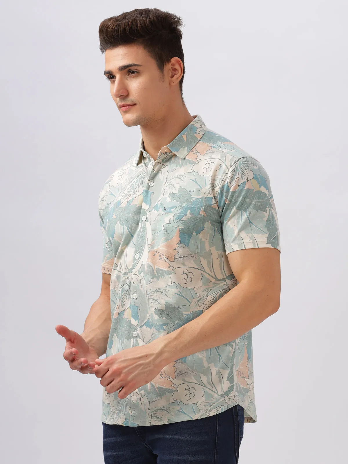 BULLMER Green Trendy Regular Fit Printed Causal Half sleeve Shirt For Men