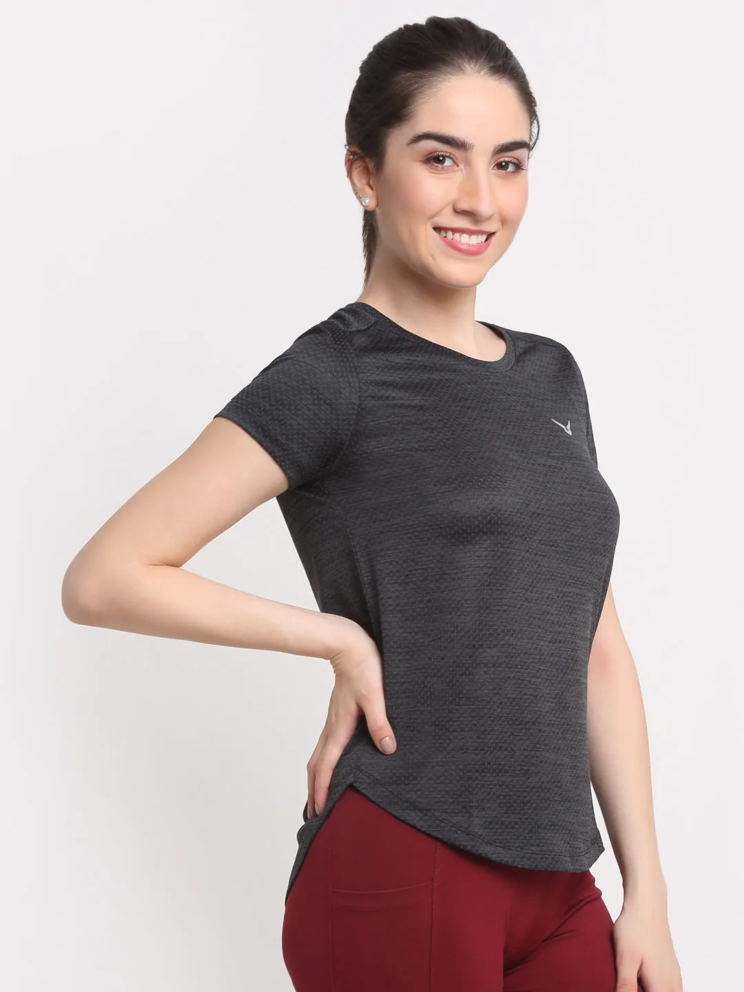 Invincible Women's Fitness Jacquard Tee