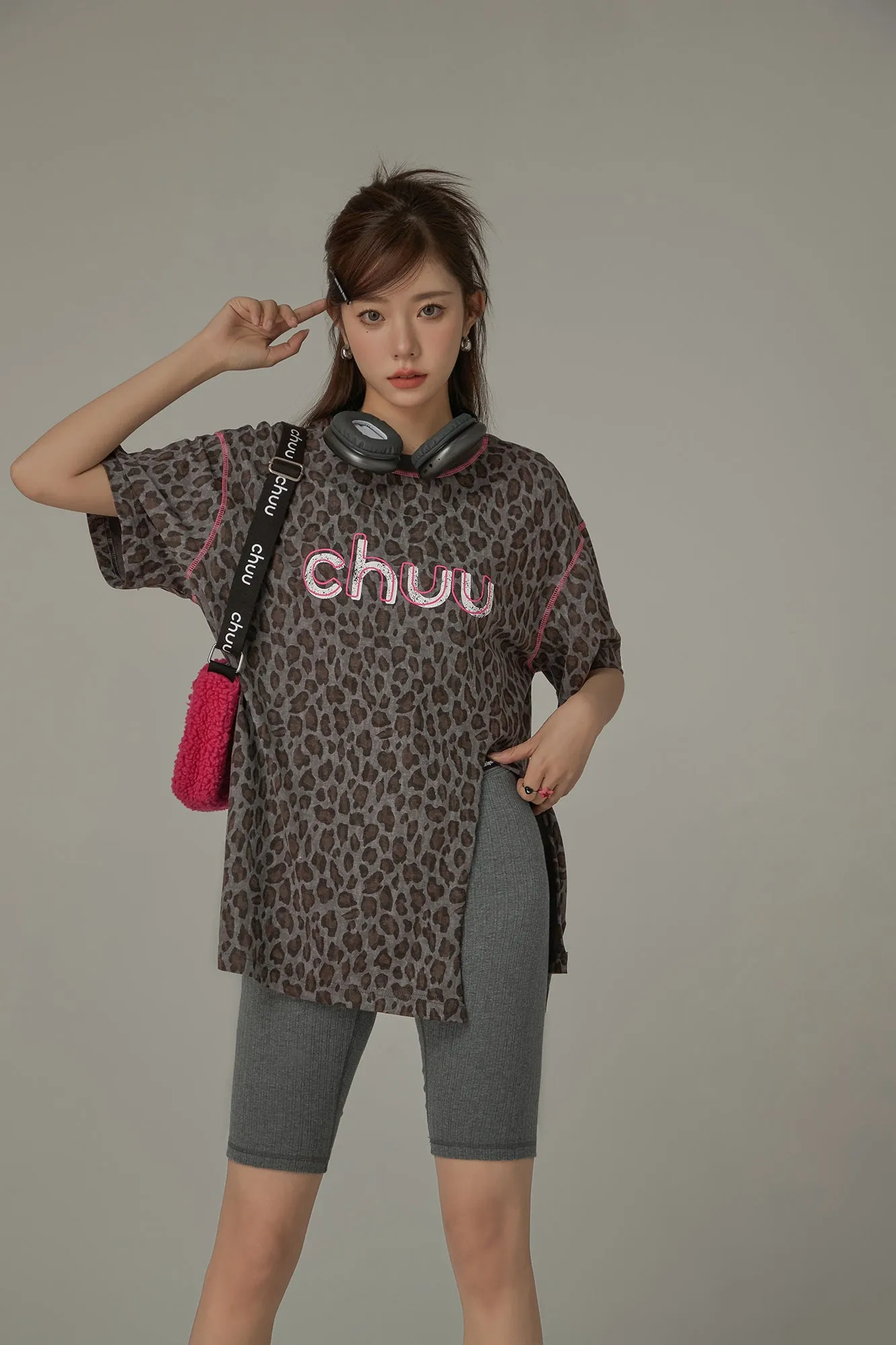 Leopard Side Slit Lettering Loose Fit Mid Length T-Shirt