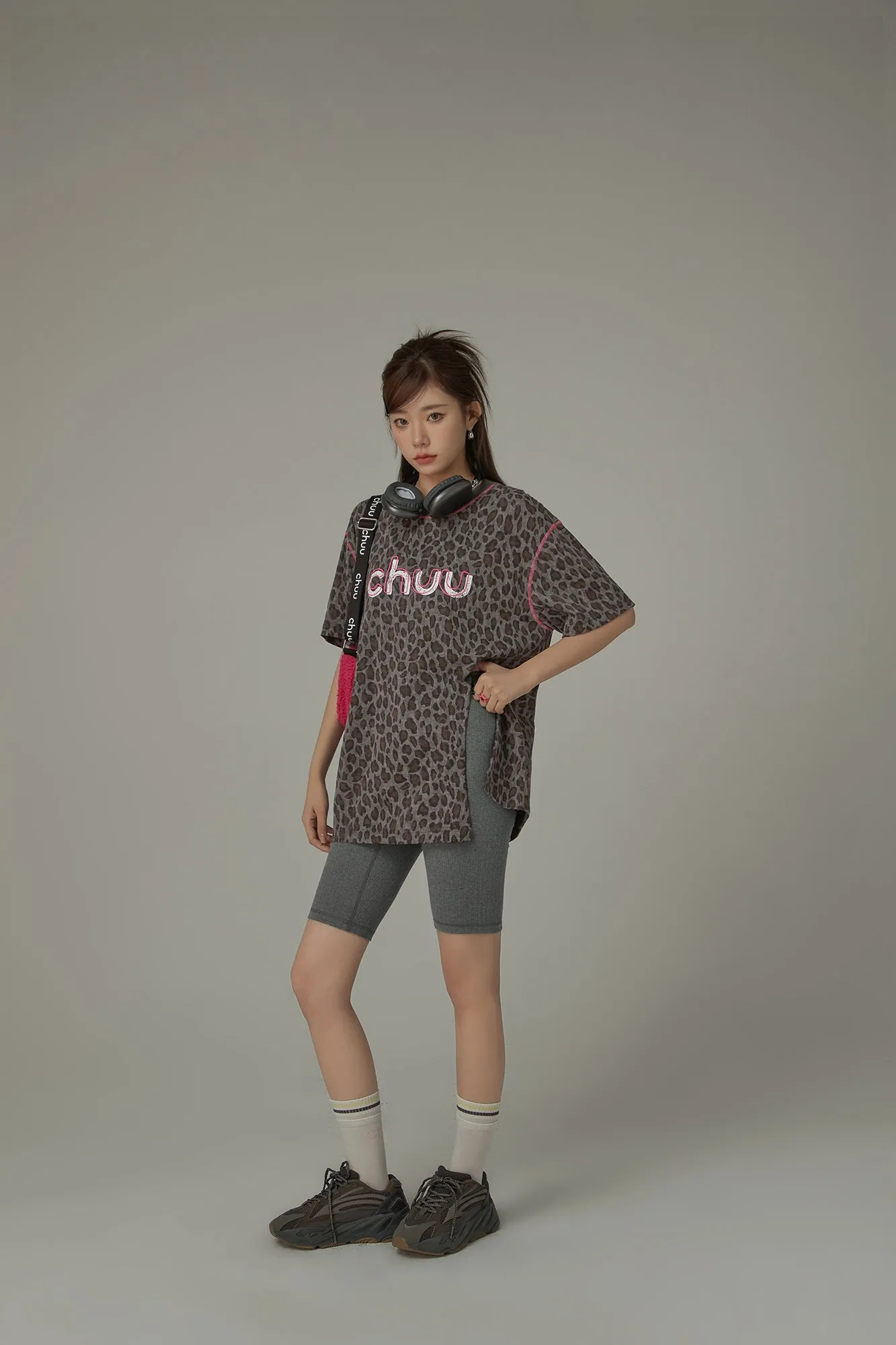 Leopard Side Slit Lettering Loose Fit Mid Length T-Shirt