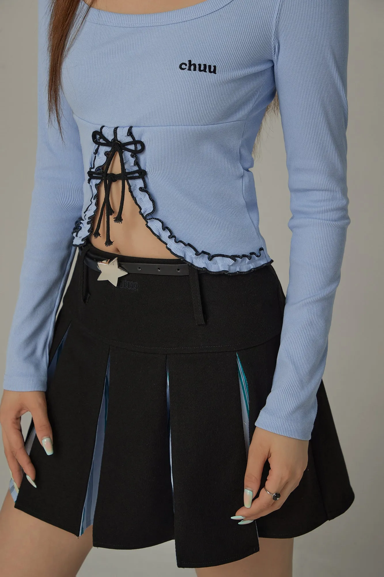 Ruffle Bow Lace Up Logo Slim Cropped T-Shirt