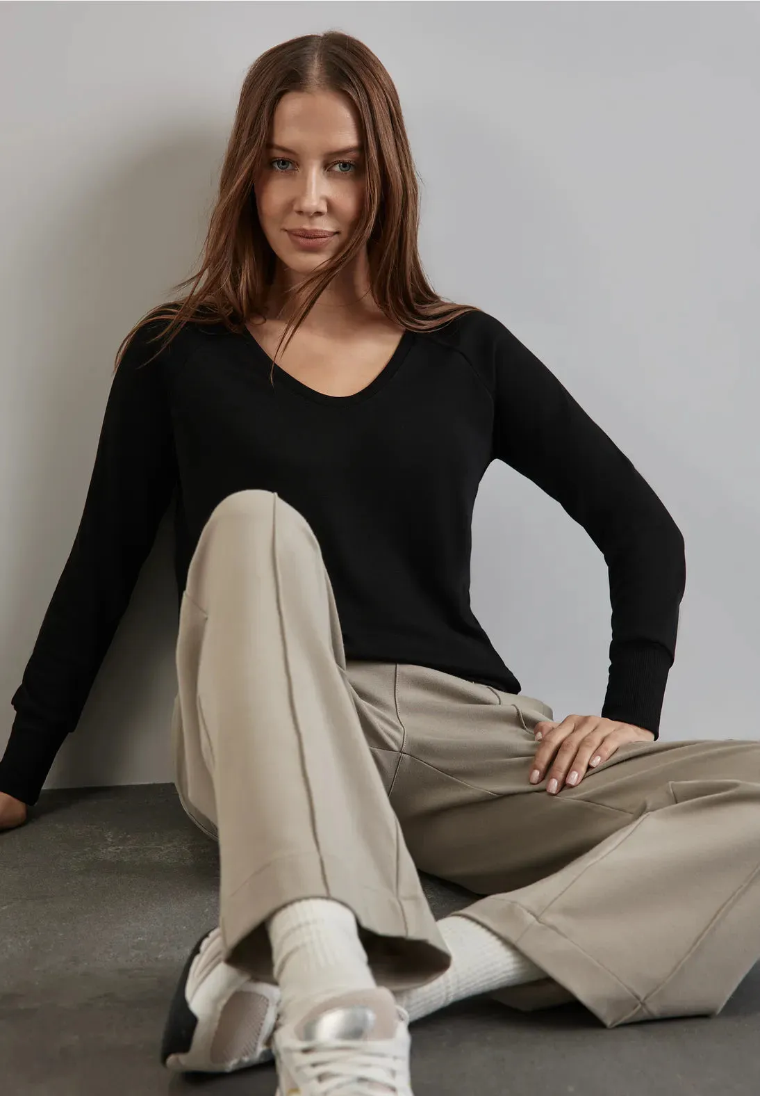 Street One V Neck Jumper with ribbed Waist band and cuffs. Red Or Black