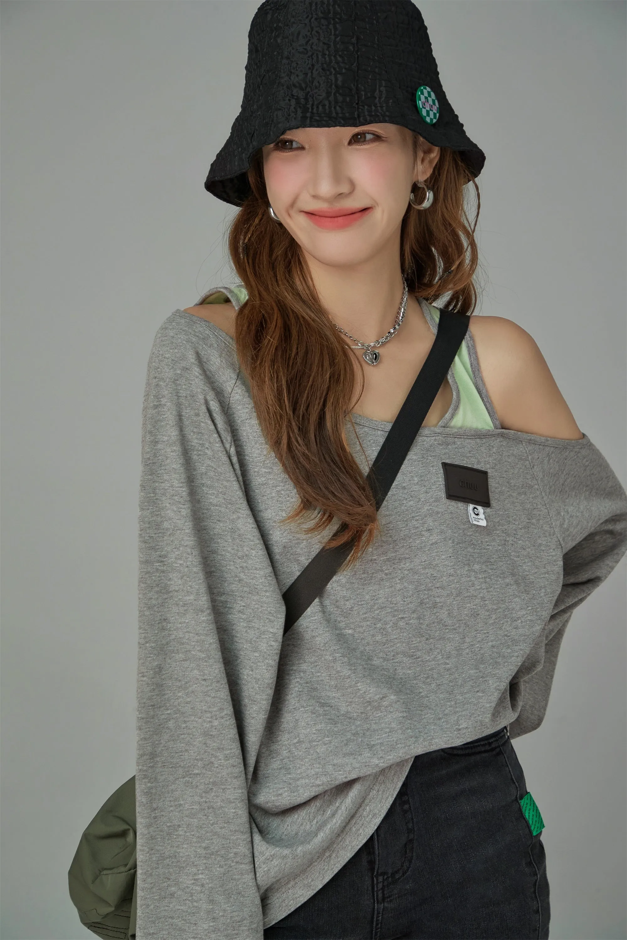 Unbalanced Off Shoulder Long Sleeve T-shirt